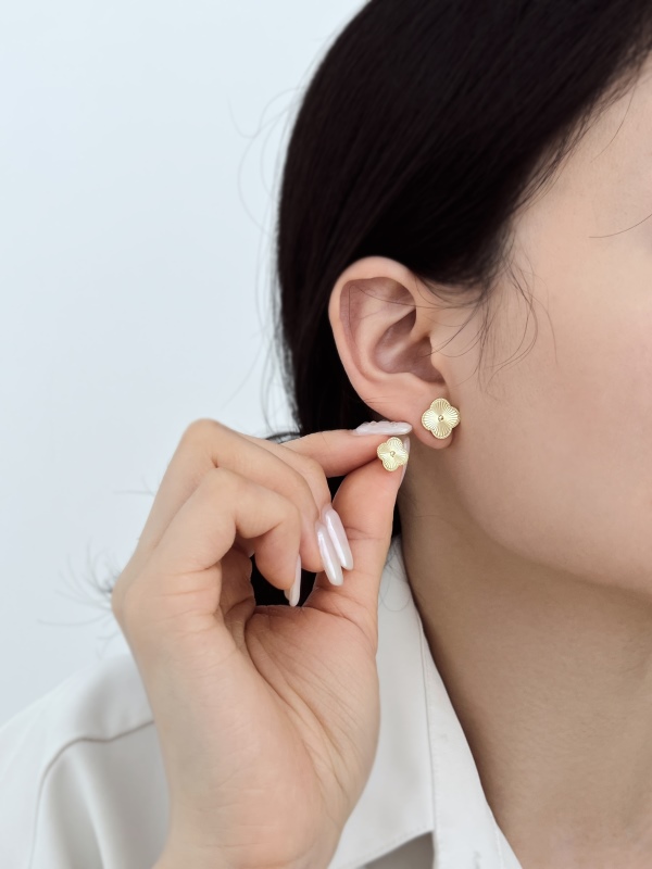 925 Sterling Silver Earrings - Image 4