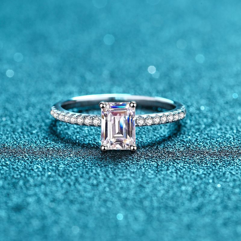 Minimalist Moissanite 925 Sterling Silver Ring