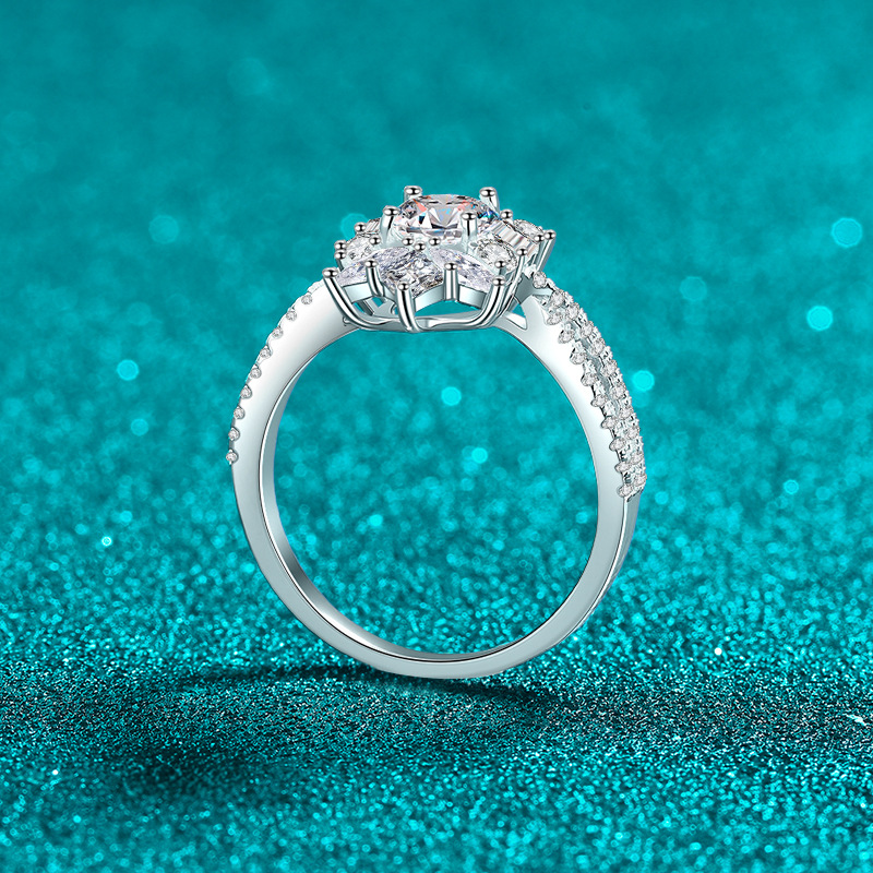 Luxury Moissanite 925 Sterling Silver Ring - Image 3