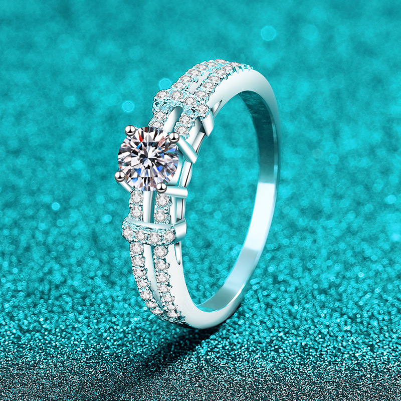 Minimalist Moissanite 925 Sterling Silver Ring - Image 2