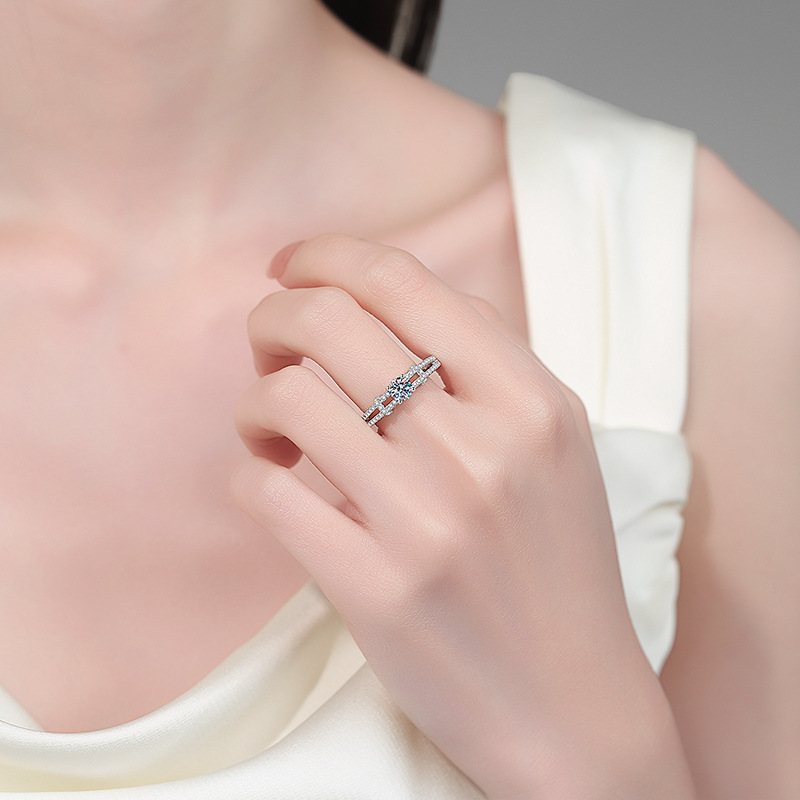 Minimalist Moissanite 925 Sterling Silver Ring - Image 4