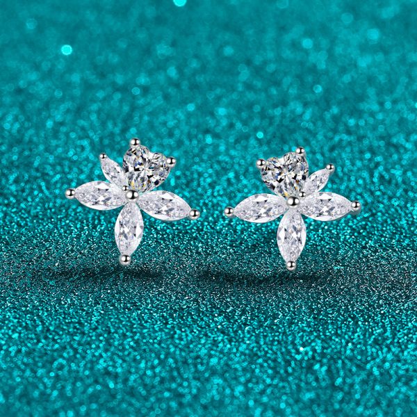Sweet Moissanite 925 Sterling Silver Stud Earrings