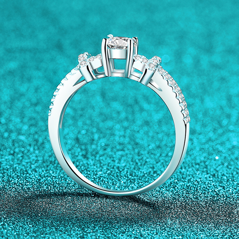 Minimalist Moissanite 925 Sterling Silver Ring - Image 3