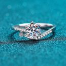 Minimalist Moissanite 925 Sterling Silver Ring
