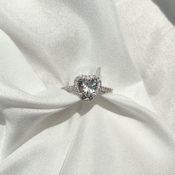 925 Sterling Silver Cubic Zirconia Heart Cut Ring - Image 4