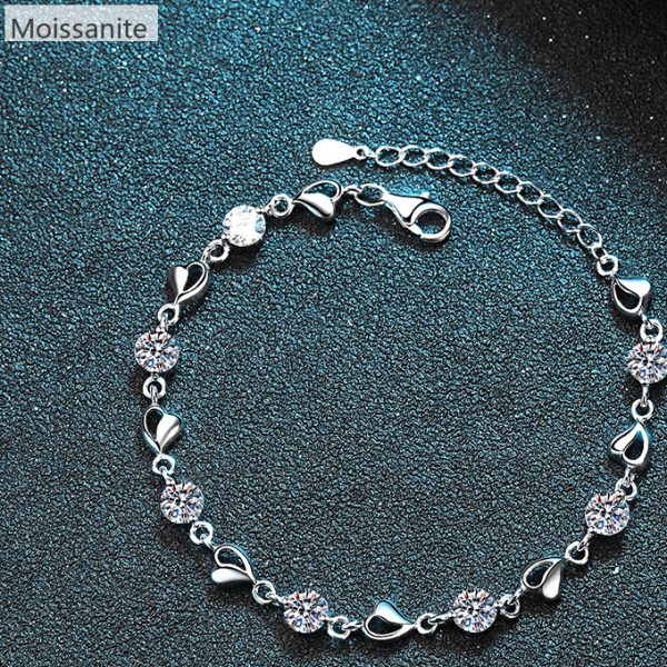 [Moissanite] 925 Sterling Silver Heart Cut Bracelet